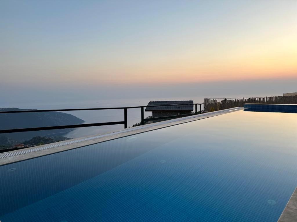 Alinca Infinity Villa Karaagac  エクステリア 写真